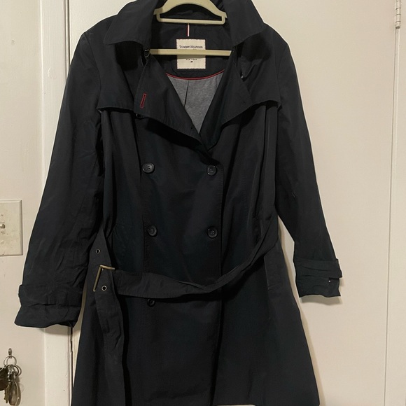 Vintage Tommy Hilfiger navy trench coat in XL - Picture 1 of 8
